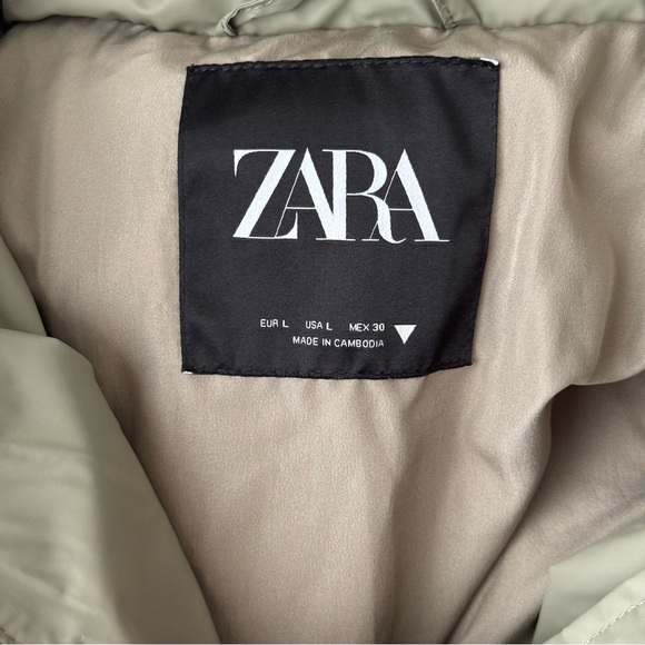 ZARA Green Fitted Hooded Puffer Jacket - Picture 8 of 8